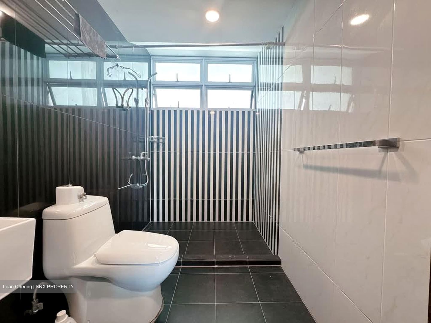 Sherwood Towers (D21), Apartment #595853211